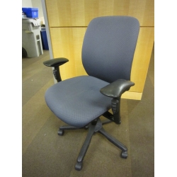 Teknion Office Task Chair Blue Adjustable 8 Way Gas Teknion Office Task Chair Blue Adjustable 8 Way Gas